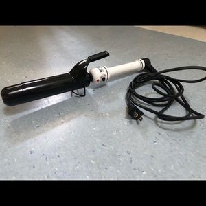 Hot Tools Professional 1.5”